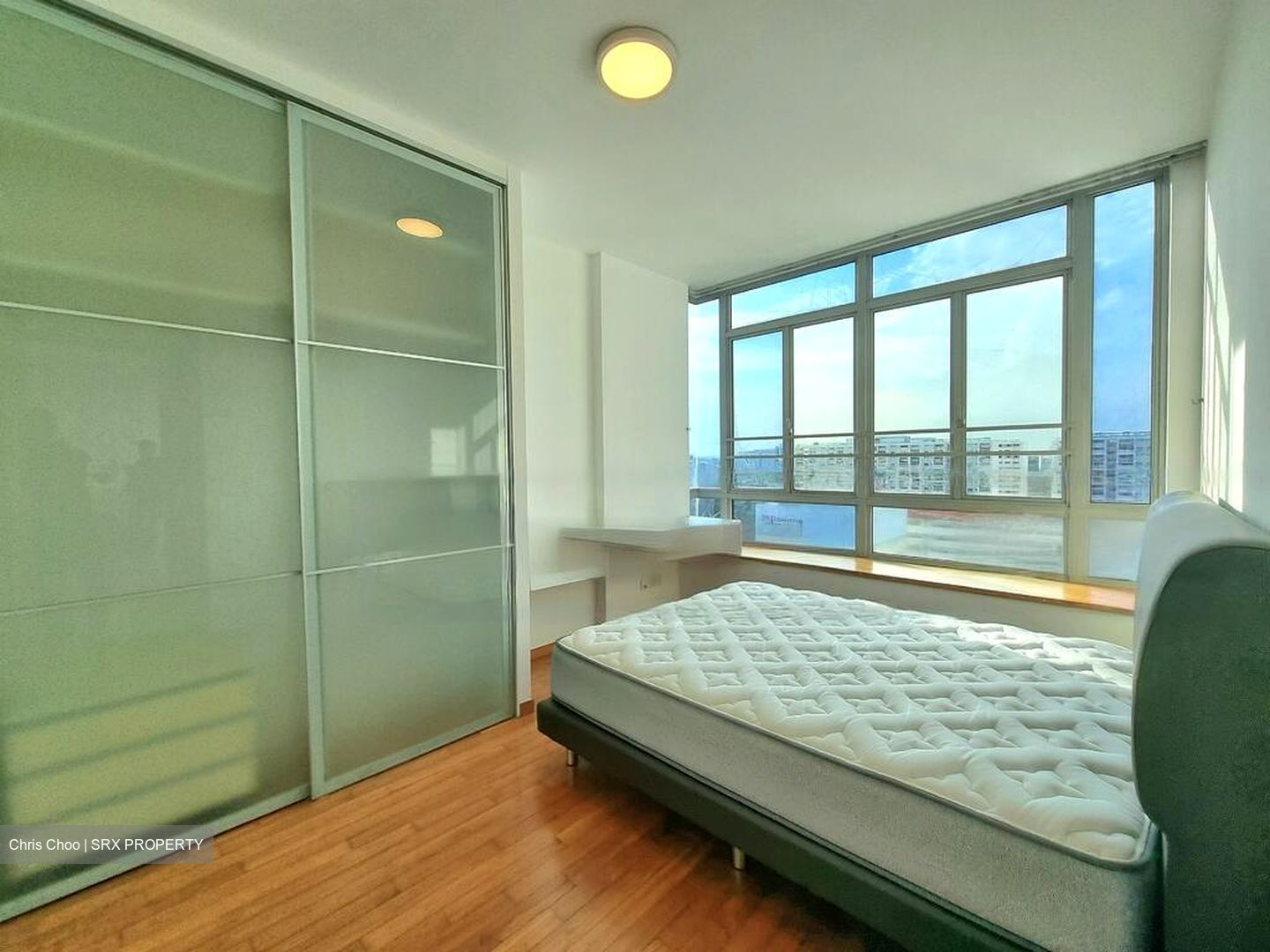 The Lakeshore (D22), Condominium #559574641